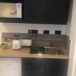 Apartment The On The, Egham